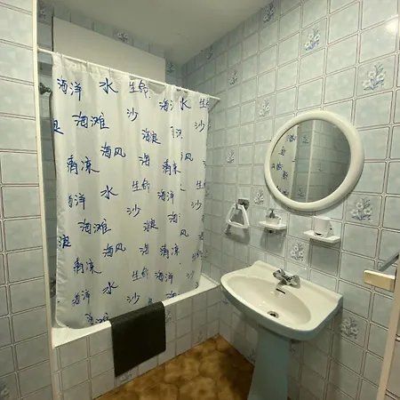 El Rincon Del Corneja 아파트 *